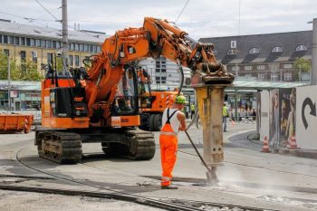 Kaune darbai baigti vienoje pagrindinių gatvių